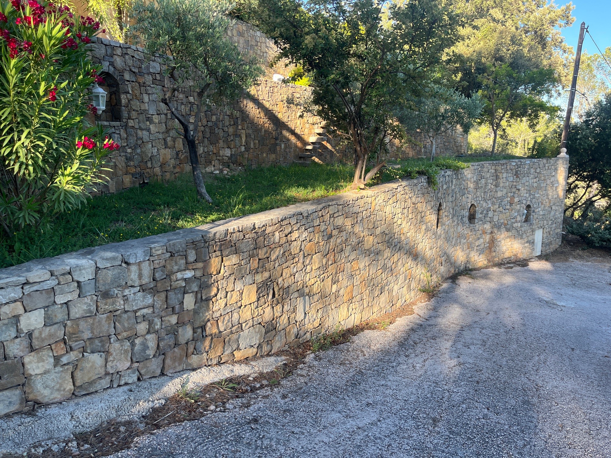 mur en pierres